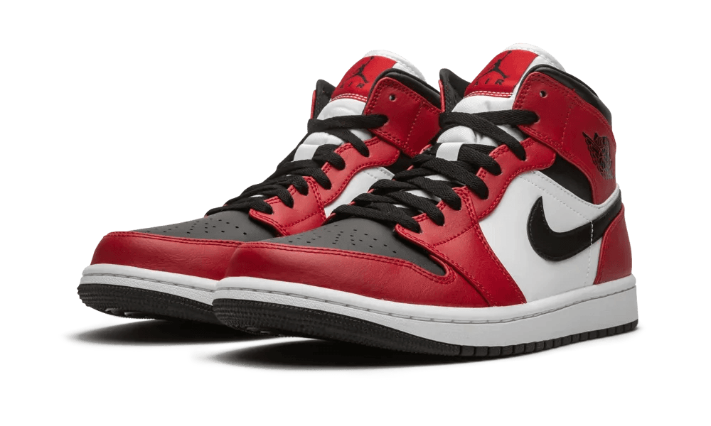 Air Jordan 1 Mid Chicago Toe